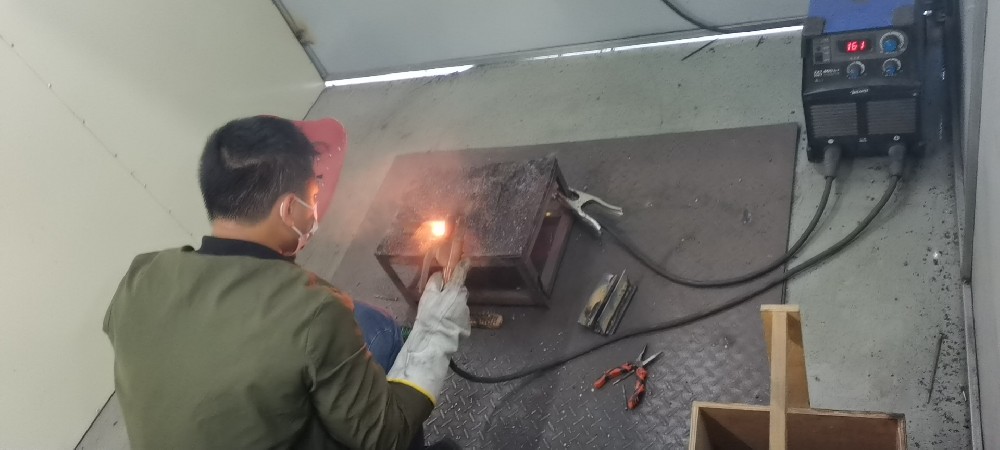 考焊工證的費(fèi)用一般多少錢？